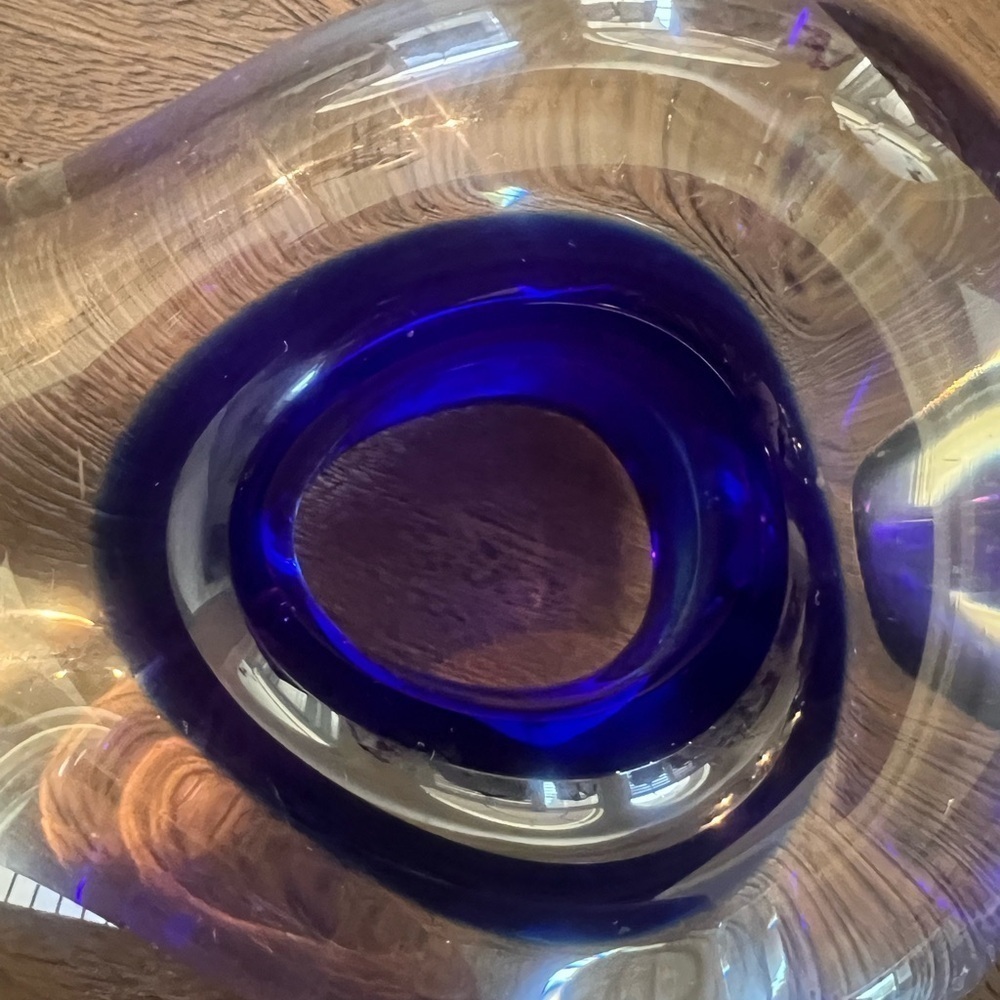 Art glass pair. Applied leaf  cobalt blue, polished base - Picture 4 of 10